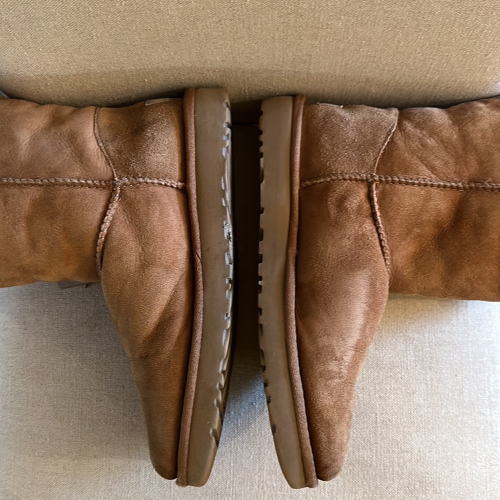 UGG Women’s Daelynn Bow Suede Winter Snow Boots Tan Chestnut Size 7 - Picture 9 of 16